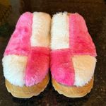 Urban Outfitters  Photo 0