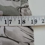 Ny&co NY& camo floral shorts size 4 Photo 5