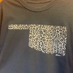 Women’s black Oklahoma T Photo 2