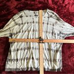 Chico's Women's Green and White 3/4-Sleeve Tie-Dye Cotton Top Photo 7