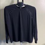 Onzie  Flow black mesh details long sleeve shirt, size ML Photo 0