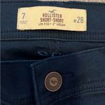 Hollister Short Short Low Rise Shorts Size 7 W28 2” Inseam Stretch Beachy Photo 1