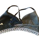 Athleta  Inhale Convertible Sports Bra Photo 4