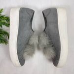 Steve Madden Bryanne Casual Platform Sneakers Fuzzy Pompom Cute Gray Size 9.5 Photo 3