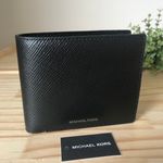 Michael Kors Wallet Photo 2