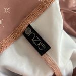 Onzie Hot Yoga High Rise Legging Pink Hue with Star Constellation Print XS Photo 2