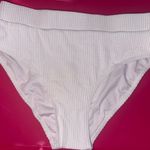 White Textured High Photo 0