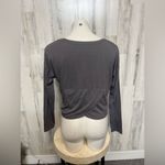 Athleta Gray Long Sleeve Twist Back Top | Lightweight Open Back Yoga Shirt – Siz Photo 1