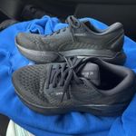 Brooks  Tennis Shoes Photo 0