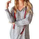 NEW NOW N FOREVER GREY LEOPARD PRINT & PLAID DRAWSTRING HOODIE Photo 1