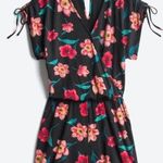 Market & Spruce black floral romper with pockets size medium Photo 0