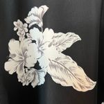 Catherines Black Floral Short Sleeve Swim Shirt Rash Guard Wireless Bra Size 26W Photo 4