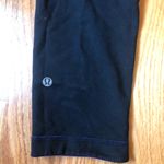 Lululemon reversible black / blue crop leggings Photo 3