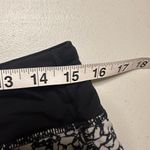 Lululemon hotty hot shorts 6 Photo 3