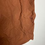 Mountain Hardwear  brown nylon skirt knee length women's size 6 pockets quick dry Photo 1