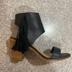 Very Volatile fringe Sandal Sz 8 Photo 7