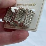 Do Everything In Love NWT 14K GP “” basket weave earrings Photo 4