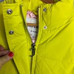 Juicy Couture  Onyx Puffer Jacket Womens Size S Lime (Bright Neon Yellow) NWT Photo 7