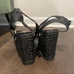 Krush Krishna Wedges Photo 2