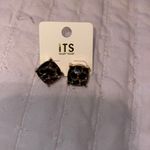 Gold cheetah sparkly earrings Photo 3