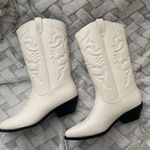 White Cowboy Boots Size 9 Photo 0