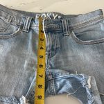 Roxy  women size 0 roll up light blue Denim Jean shorts rolled hem Photo 6
