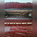 Clever Carriage Hand Photo 9