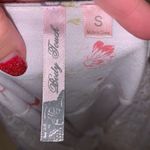 Body Touch white floral lace pleated button down nightgown Photo 7