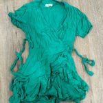 Vestique  small green ruffled romper. Ties on side Photo 0