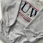 Champion vintage university of wisconsin sweatshirt Photo 1