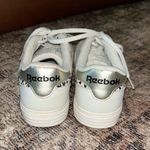 Reebok Sneakers Photo 0