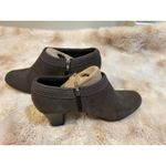 Clarks  Ankle Booties Heeled Comfort‎ Everyday Shoes Gray Size Size Photo 1