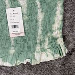 NWT Kiwi & Punch Crop Top Sz M Pastel Green White Size M Photo 1