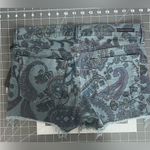 Citizens of Humanity NWT  Manic Cheeky Short Paisley Frayed Size 27 Photo 2