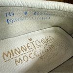 Minnetonka 2000s  Thunderbird White Leather‎ Beaded Southwest Moccasins Size 8 Photo 8