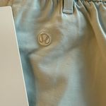 Lululemon NWT! Athletica Lululinen High Rise Shorts 6” Photo 8