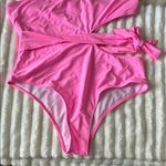 NWT Lillusory One Photo 2