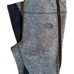 The North Face  Dynamix Capri Leggings Heather Gray Black Women’s Small Photo 0