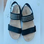 Munro sandals VERY COMFY ❣️❣️❣️ Photo 1