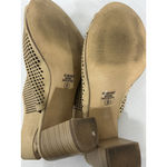 Womans City Classified Size 9 Beige Peep Toe Sling Back Vented Heel Ankle Shoes Tan Photo 7