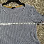 W5 🦋  Blue White Pin Stripe Ruffle Short Sleeve Casual Spring Blouse Medium Photo 4