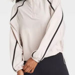 JoyLab Women’s Cream Cropped Windbreaker Sz XXL Photo 0