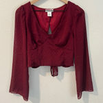 Kirious LA Burgundy Swiss Dot Chiffon Bell Sleeve Tie Back Cutout Crop Top‎ L Red Size L Photo 0