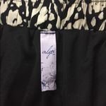 Alya Francesca’s Black Cream Pleated Straight Skirt Pockets Size XS Photo 4