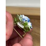 Vintage made in England Blue & White Floral Porcelain Brooch With Gold Photo 2