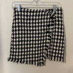 Pink Lily  Black and White Houndstooth Mini Skirt Photo 0