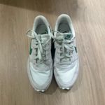 Nike Women’s Waffle Nav Sneakers White and Green Photo 3