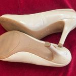 Mootsies Tootsies ❤ Round toe Nude pumps Photo 6