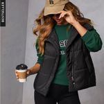 VICI  Anna Pocketed Vest in Black size Medium Puffer Layer Influencer Fave Photo 2