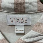 VIXBE Striped Button Photo 1